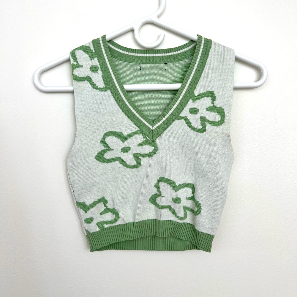 Green flower tank top